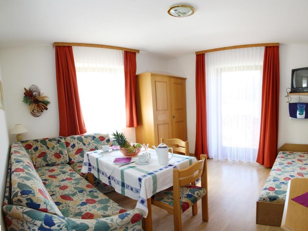 Ferienhaus Rosi Санкт-Мартин-ам-Тенненгебирге Номер фото